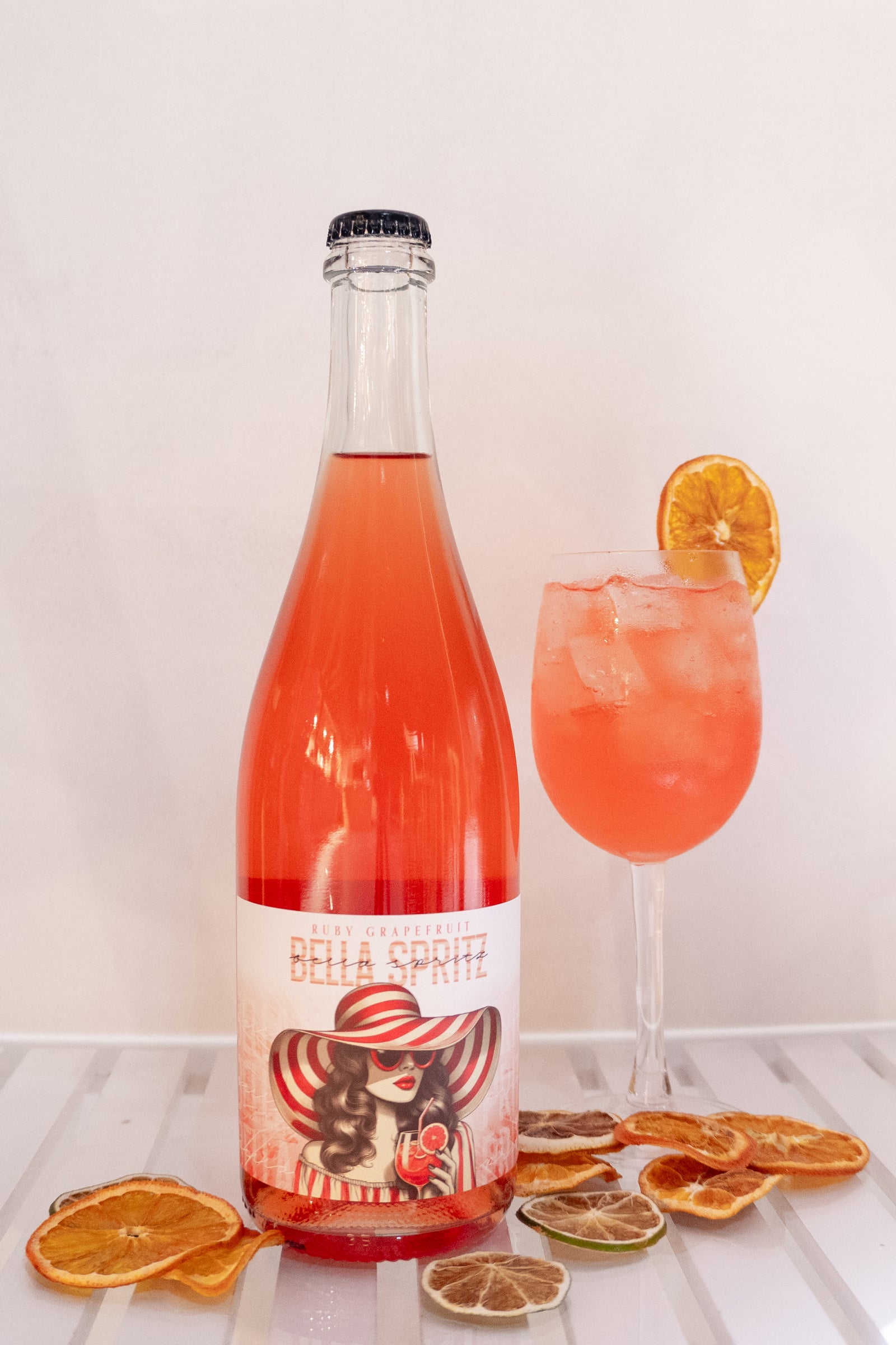 Bella Ruby Grapefruit Spritz (750mL) 8%