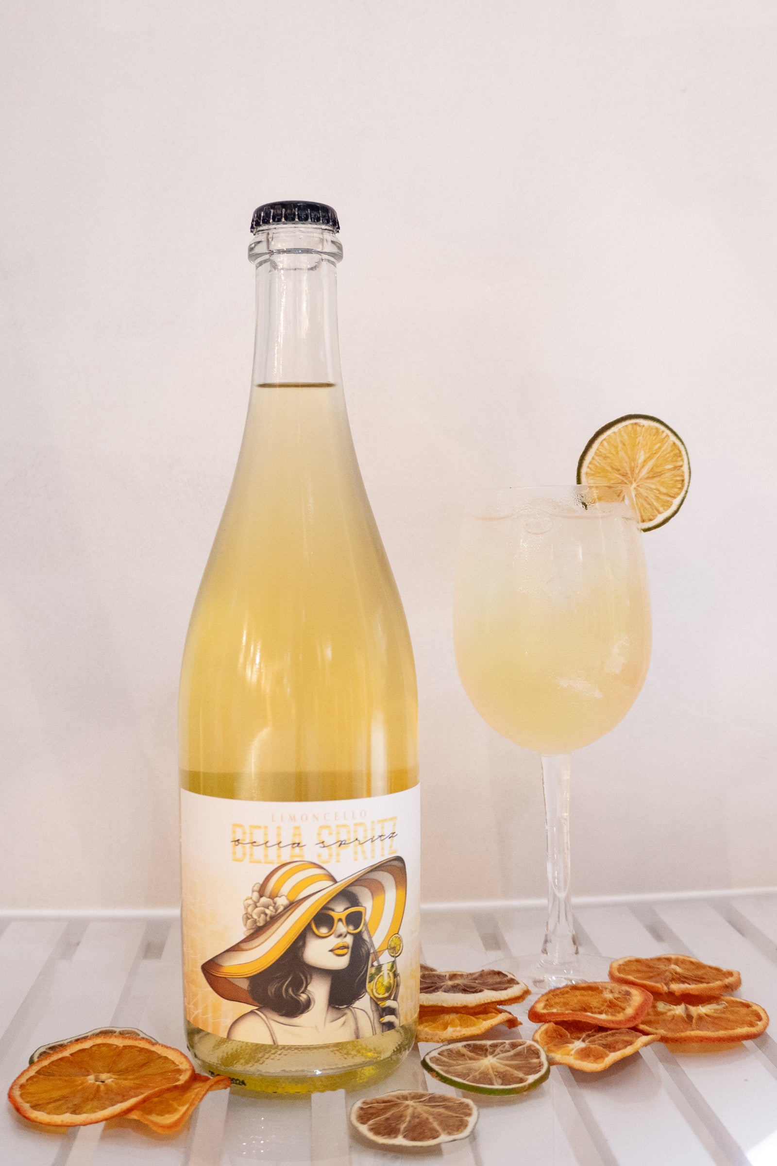 Bella Limoncello Spritz (750mL) 8%
